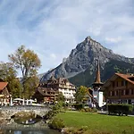 Toni's Alpine Loft & * Kandersteg