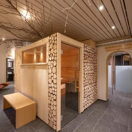 Apartman Toni's Alpine Loft & *